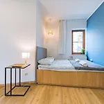 Apartament 27